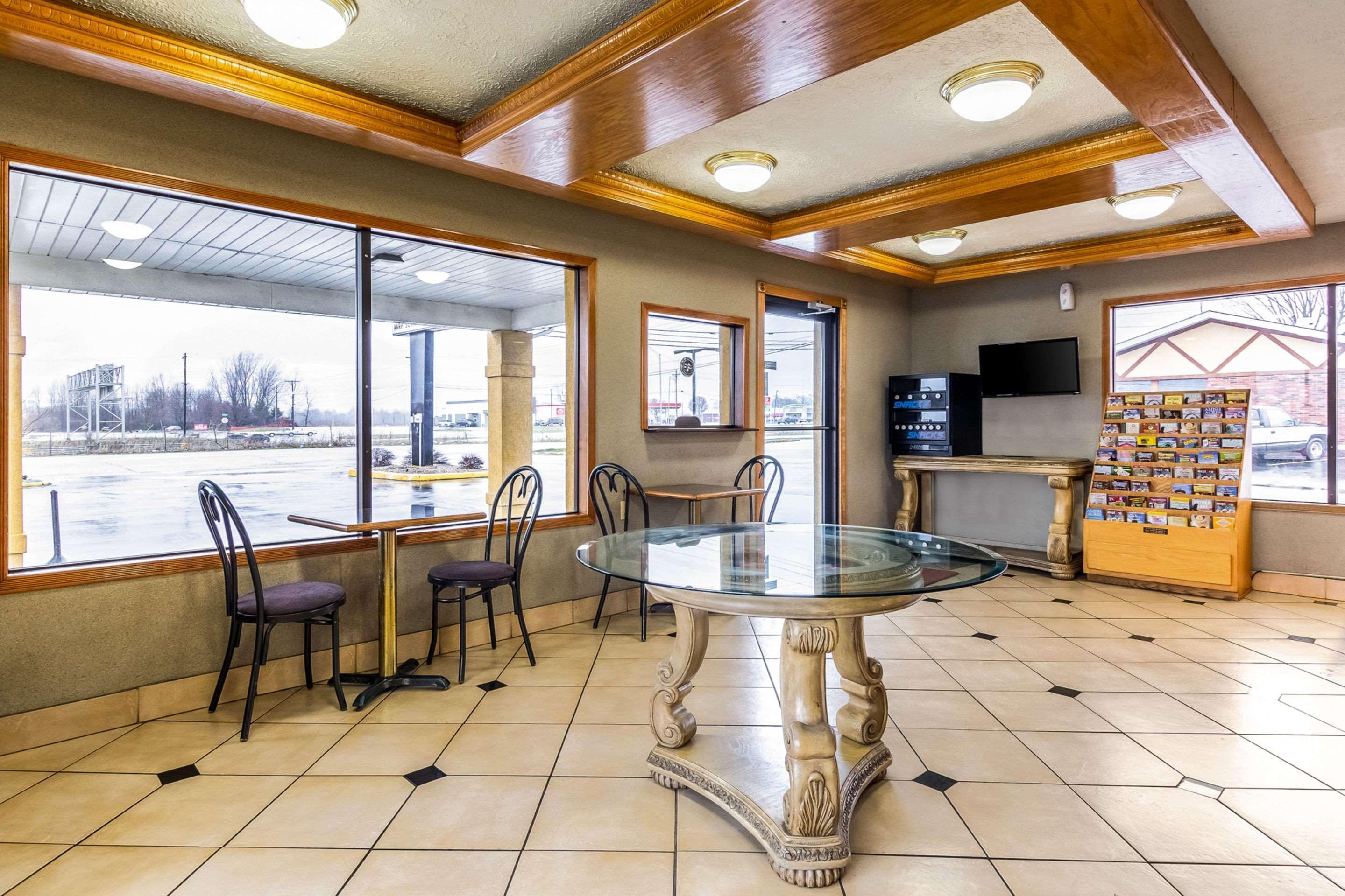 Econo Lodge Seymour Εξωτερικό φωτογραφία