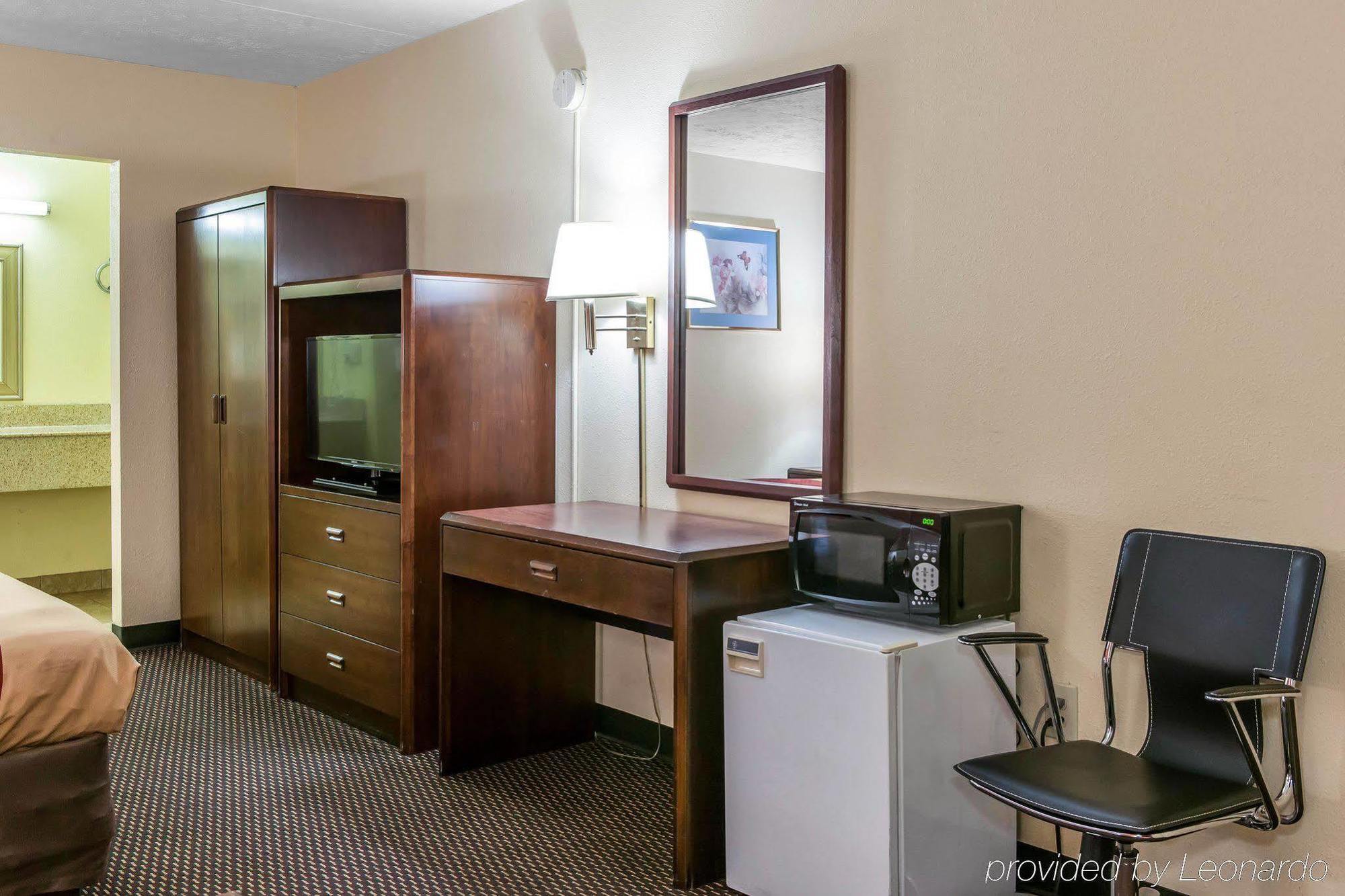 Econo Lodge Seymour Εξωτερικό φωτογραφία